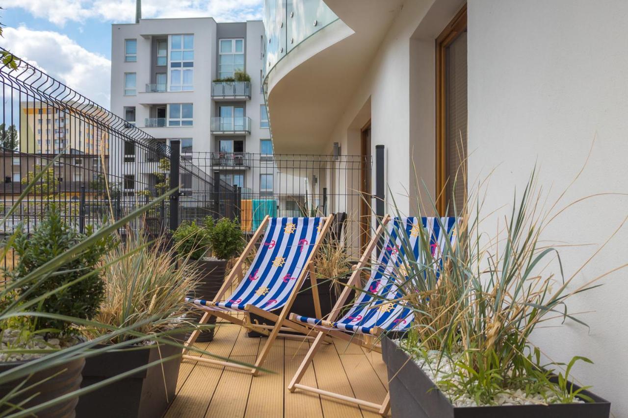 Batorego 7 Apartament With Terrace & Parking Downtown Gdynia By Renters Exterior foto